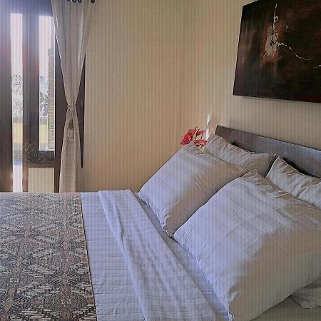 Adi House Homestay Ubud Buitenkant foto