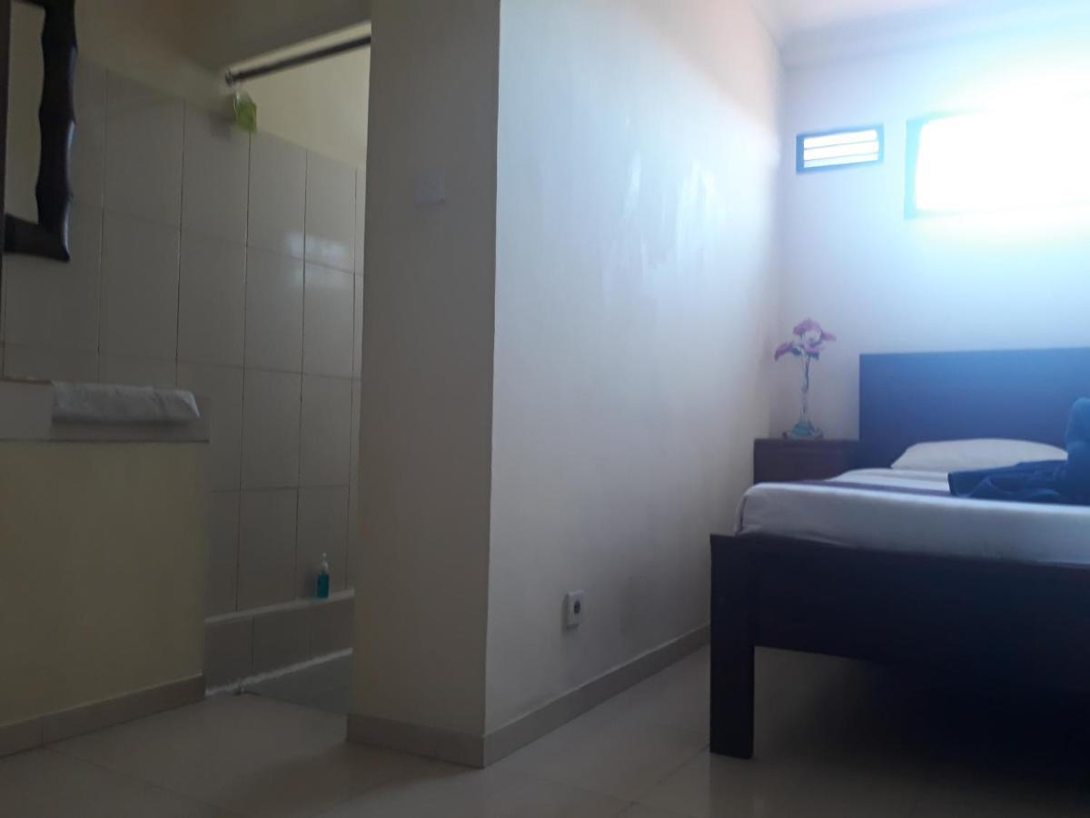 Adi House Homestay Ubud Buitenkant foto
