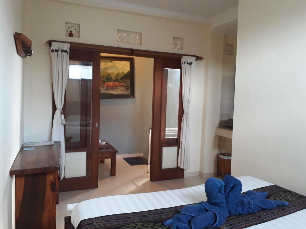 Adi House Homestay Ubud Buitenkant foto
