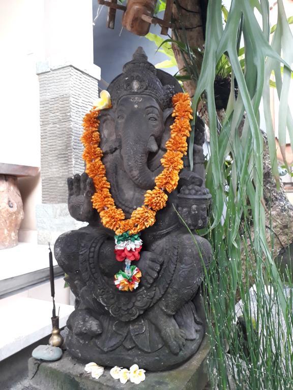 Adi House Homestay Ubud Buitenkant foto