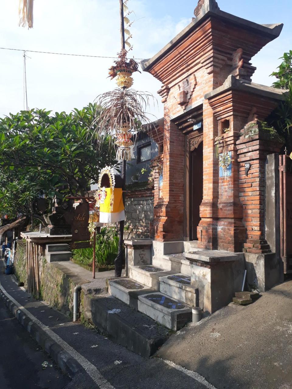 Adi House Homestay Ubud Buitenkant foto