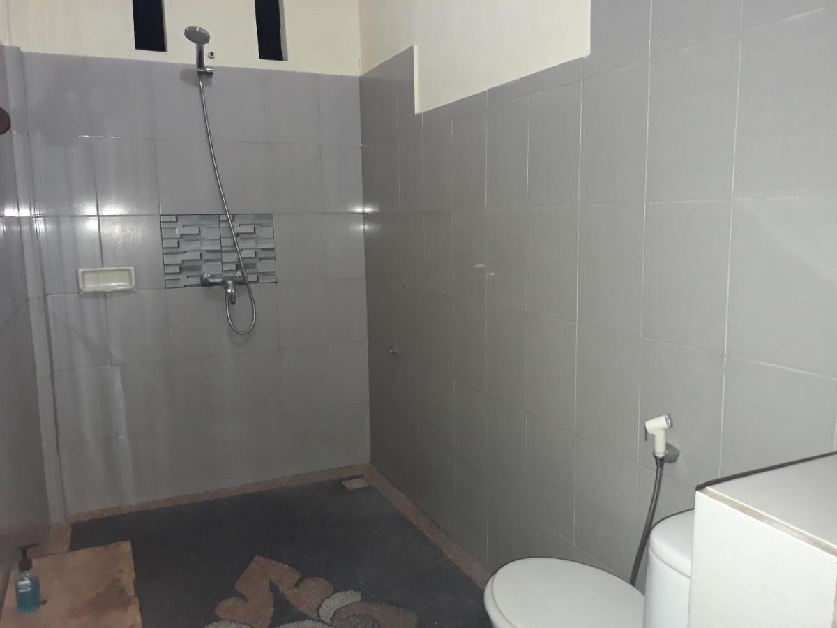 Adi House Homestay Ubud Buitenkant foto