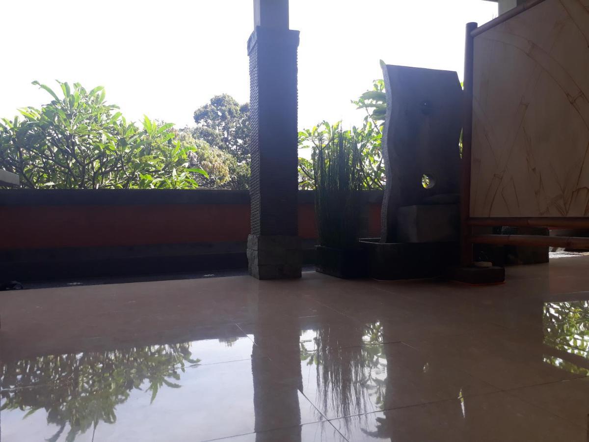 Adi House Homestay Ubud Buitenkant foto