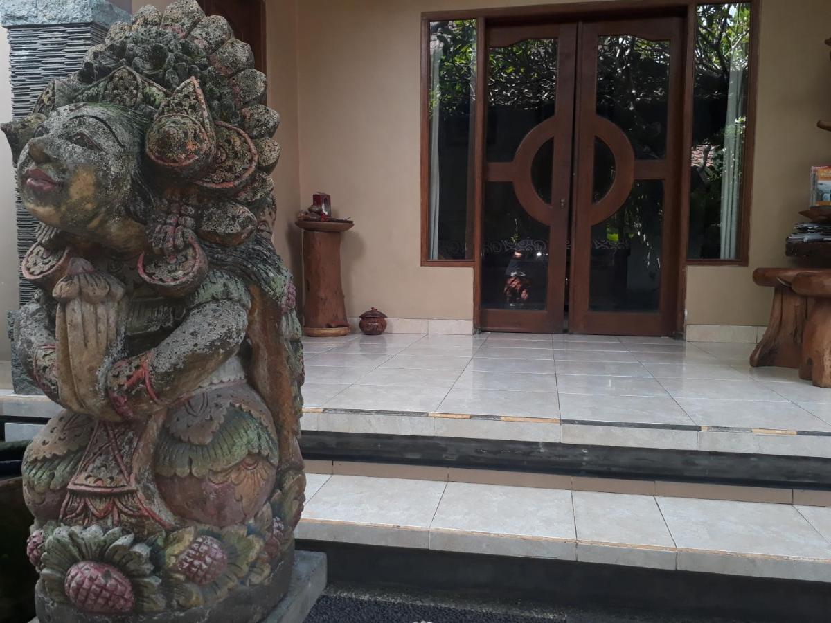 Adi House Homestay Ubud Buitenkant foto
